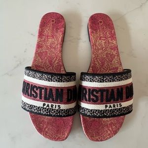 Christian Dior women’s sway slides cherry 37.5